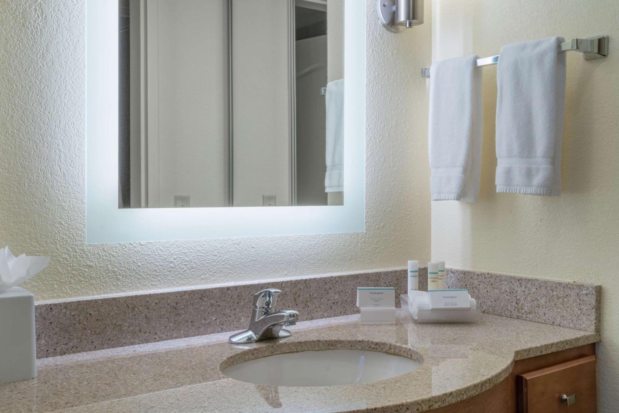 Homewood Suites By Hilton Philadelphia-Valley Forge Audubon Bagian luar foto